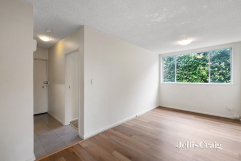 8/15 McKinley Avenue Malvern 3144