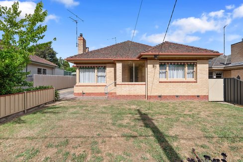 815 Talbot Street South, REDAN VIC 3350
