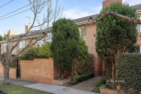 8 17 Como Avenue South Yarra 3141