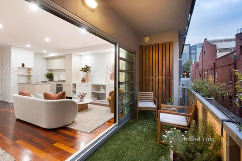 8 18 Tyrone Street North Melbourne 3051