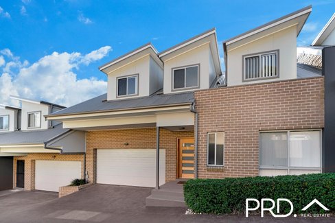 8/190 Lambeth Street, PICNIC POINT NSW 2213