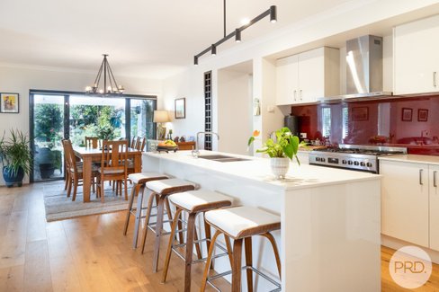 82 Diggers Drive, TANILBA BAY NSW 2319