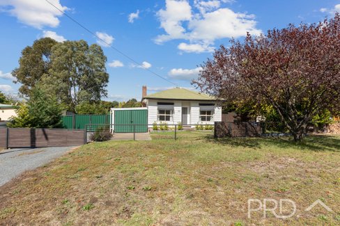 82 Sydney Street, TUMUT NSW 2720