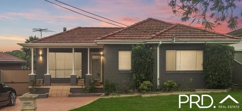 82 Thomas Street, PICNIC POINT NSW 2213