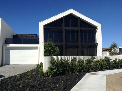 8/22 Magnoli Circuit, PALM BEACH QLD 4221