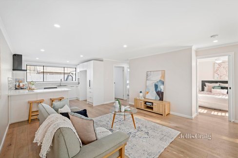 8 275 Canterbury Road Bayswater North 3153