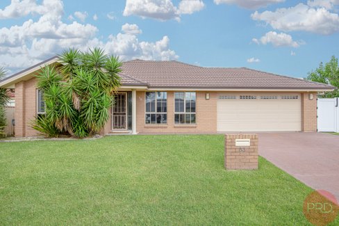 83 Ferraby Drive, METFORD NSW 2323