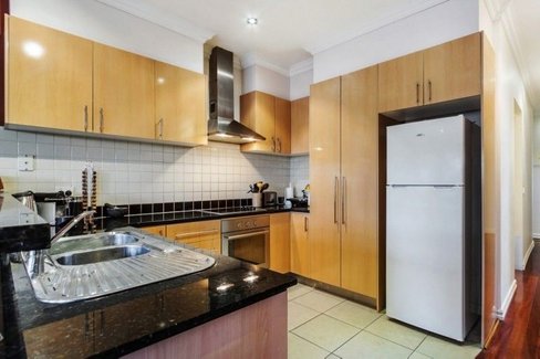 8/3 Kenilworth Parade Ivanhoe 3079