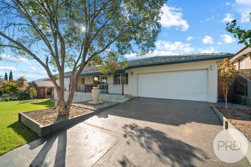 83 Leavenworth Drive, MOUNT AUSTIN NSW 2650