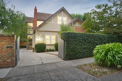 83 Manning Road Malvern East 3145