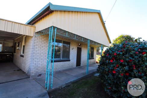 83 Murray Street, TUMBARUMBA NSW 2653