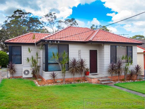83 Pasedena Crescent, BERESFIELD NSW 2322