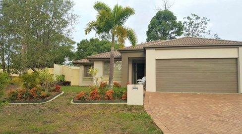83 Tiger Drive, ARUNDEL QLD 4214