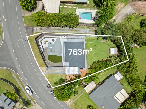 83 Ware Drive, CURRUMBIN WATERS