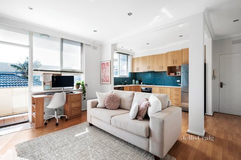 8 30 Abbotsford Street Abbotsford 3067
