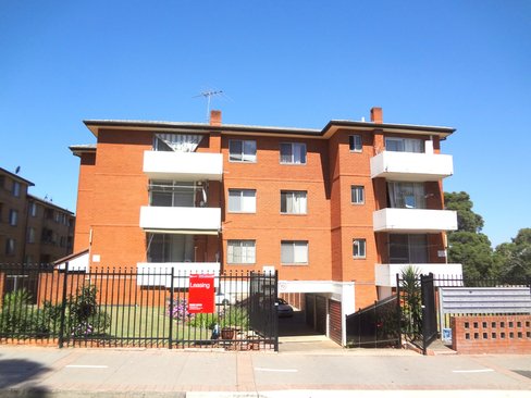 8/30 Speed Street, LIVERPOOL NSW 2170