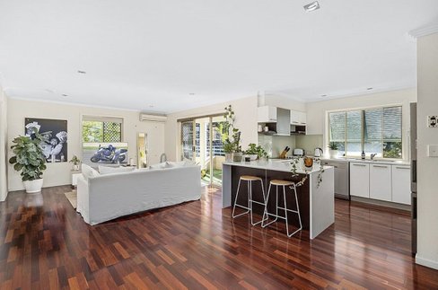 8/32 East Street, BURLEIGH HEADS QLD 4220