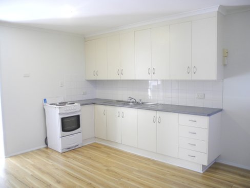 8/32 Elizabeth, GLADSTONE CENTRAL QLD 4680