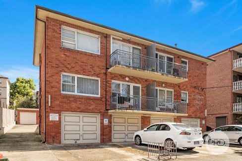 8/33 Carrington Avenue, HURSTVILLE NSW 2220