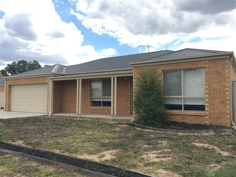 8/33 Kennewell Street, WHITE HILLS VIC 3550