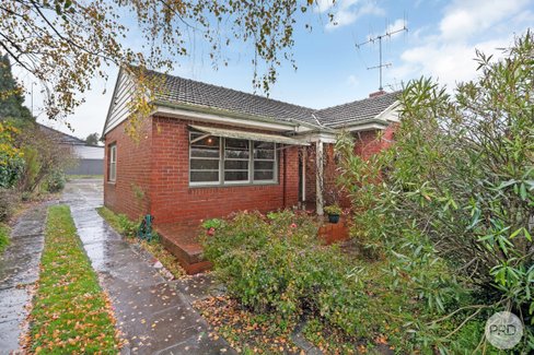 837 Barkly Street, MOUNT PLEASANT VIC 3350