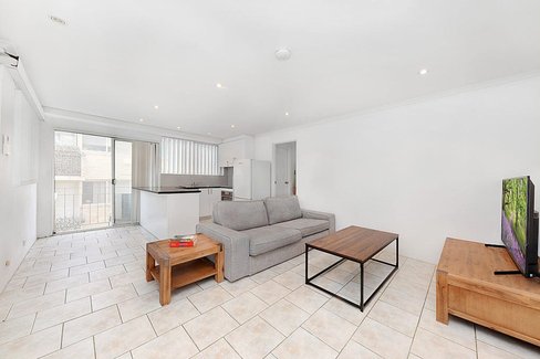 8/38 Brittain Crescent, HILLSDALE NSW 2036