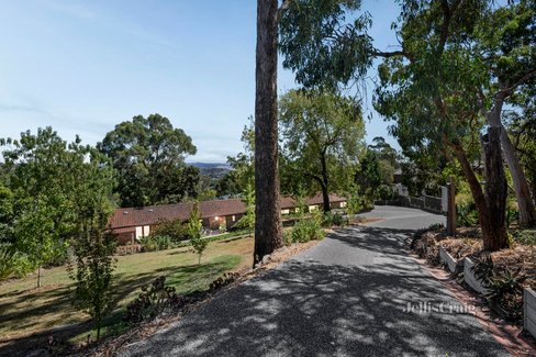 84 Bastow Road Lilydale 3140