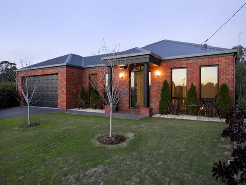 84 Christies Road Leopold 3224