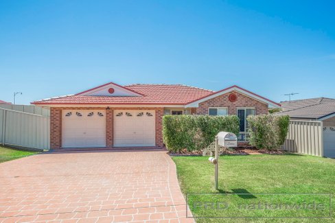 84 Golden Wattle Crescent, THORNTON NSW 2322