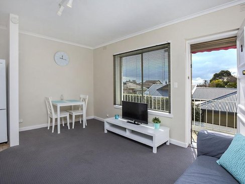 8 4 Prince Street Essendon North 3041