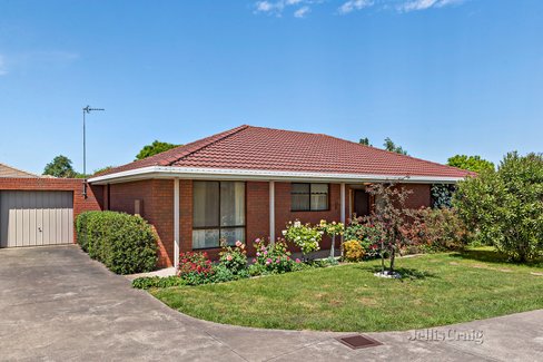 8/46 Arrandale Avenue Alfredton 3350