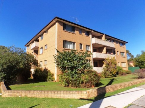 8/48 Ingleburn Road, INGLEBURN NSW 2565