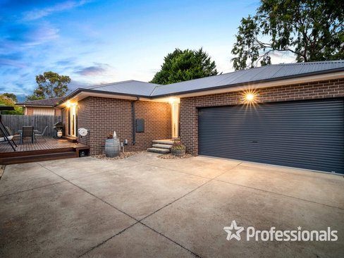 84A Blackburn Road Mooroolbark 3138