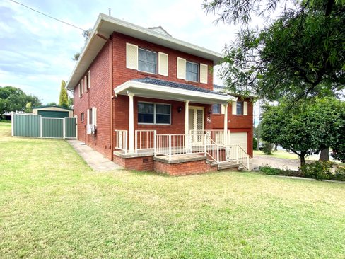 85 Bourke Street, TAMWORTH NSW 2340