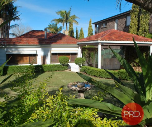 85 Burns Road, PICNIC POINT NSW 2213