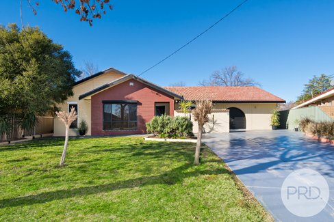 85 Raye Street, TOLLAND NSW 2650