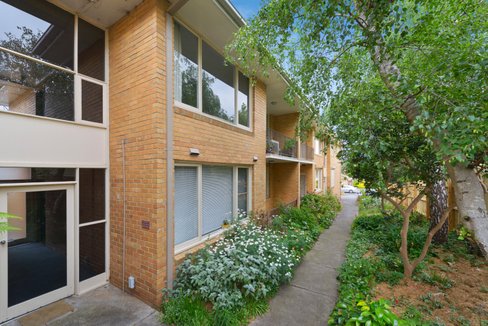 8/553 Whitehorse Road Surrey Hills 3127