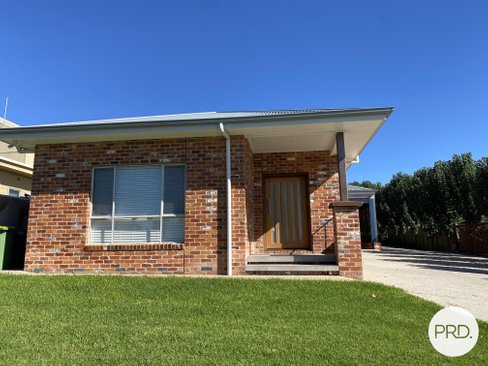 859 Tenbrink Street, GLENROY NSW 2640
