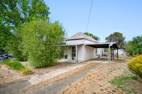 86 Clunes Road Creswick 3363