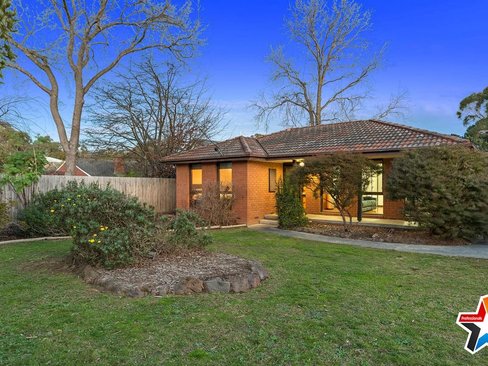 86 Taylor Road Mooroolbark 3138