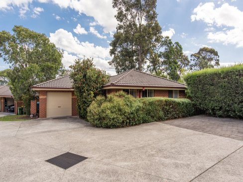 8 662 Mount Dandenong Road Kilsyth 3137