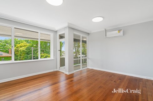 8/677 Toorak Rd  Toorak 3142