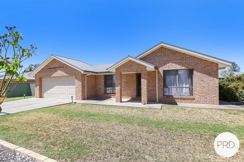 87 Adams Street, JINDERA