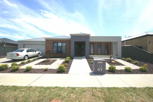 87 Alfredton Drive, ALFREDTON VIC 3350
