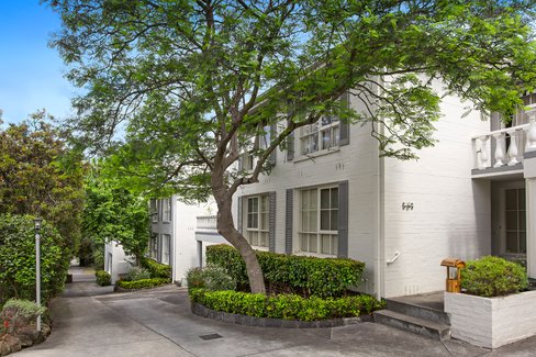 8/7 Ferncroft Avenue Malvern East 3145