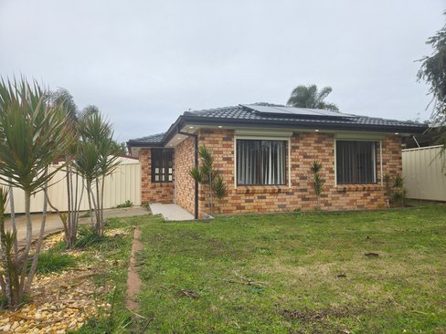 87 Goldmark Cres, Cranebrook NSW 2749