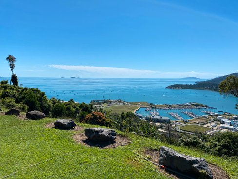 8/70 Mount Whitsunday Drive, AIRLIE BEACH QLD 4802