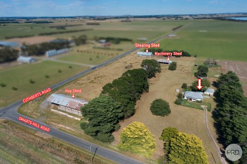 870 Smarts Hill Road, BO PEEP VIC 3351