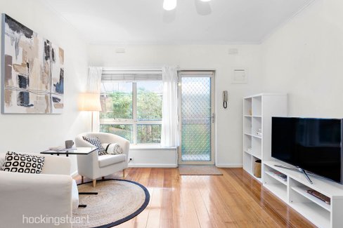 8 795 Burwood Road Hawthorn East 3123