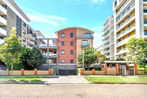 8/8 Castlereagh Street, LIVERPOOL